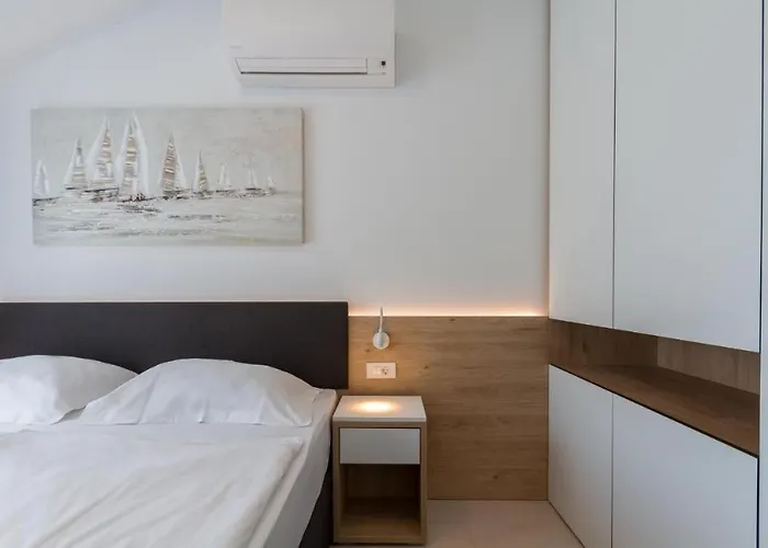 Maris Garden Palace Apartament *